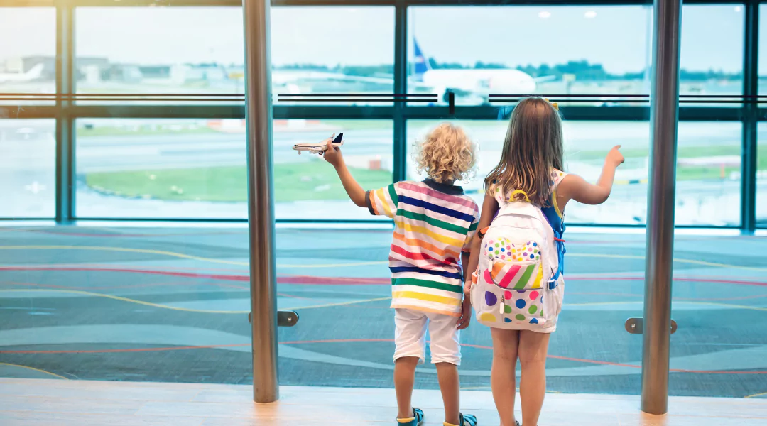 flying-in-the-air-with-young-child-blog