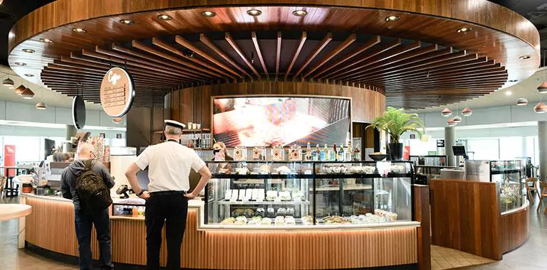 graze-grill-bar-brisbane-airport