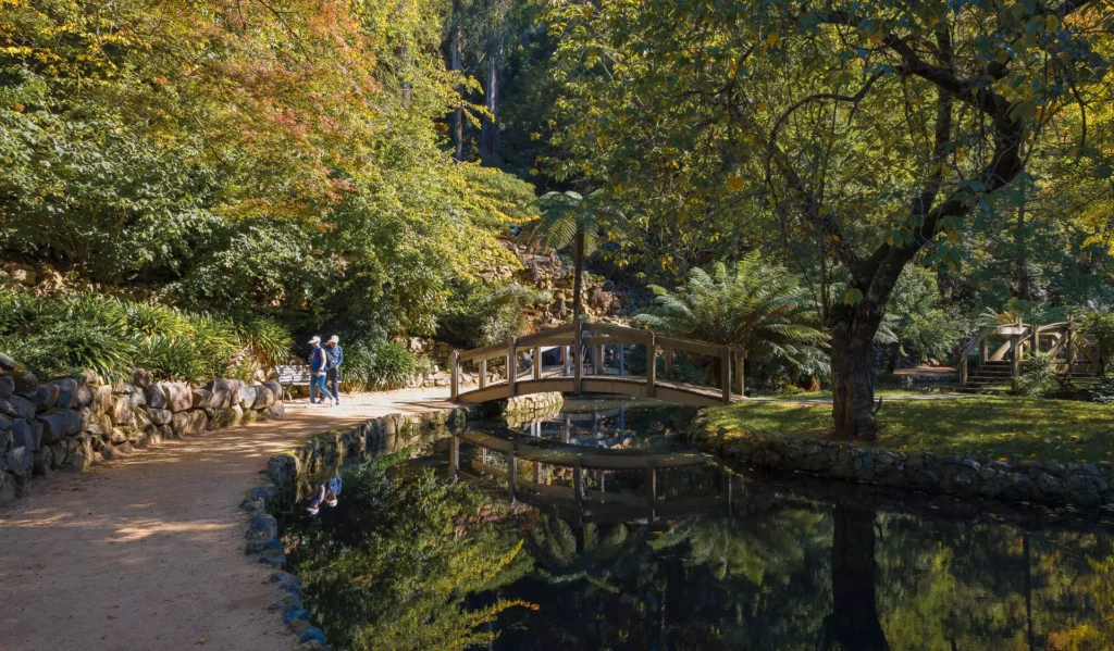 alfred-nicholas-memorial-garden