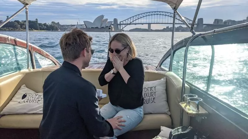 romantic-dinner-cruise-proposal-sydney